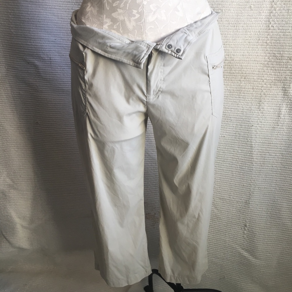 Danskin Travel Pants Outdoors Active Khaki Capris - Picture 8 of 8